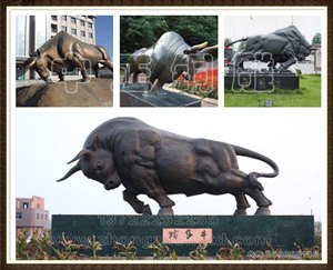 開(kāi)荒牛雕塑