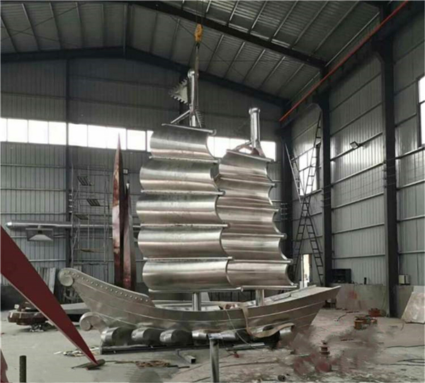 一帆風順銅雕塑