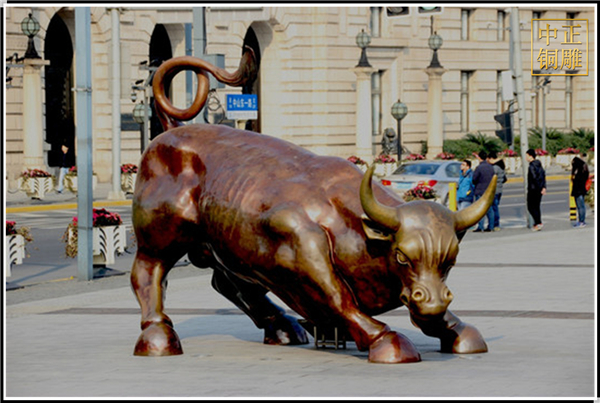 廣場(chǎng)銅牛雕塑 (2).jpg