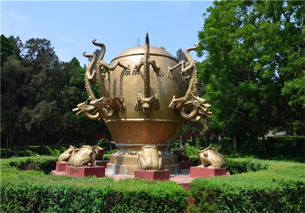 大型地動儀雕塑.jpg 大型地動儀雕塑.jpg