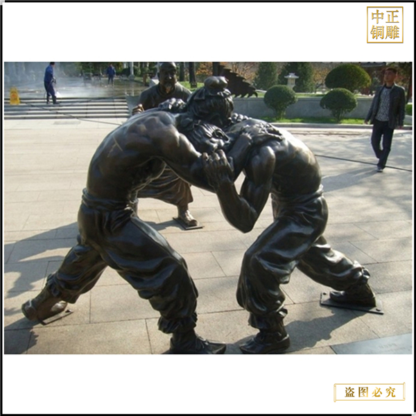 4步行街腳力爭辯雕塑.jpg