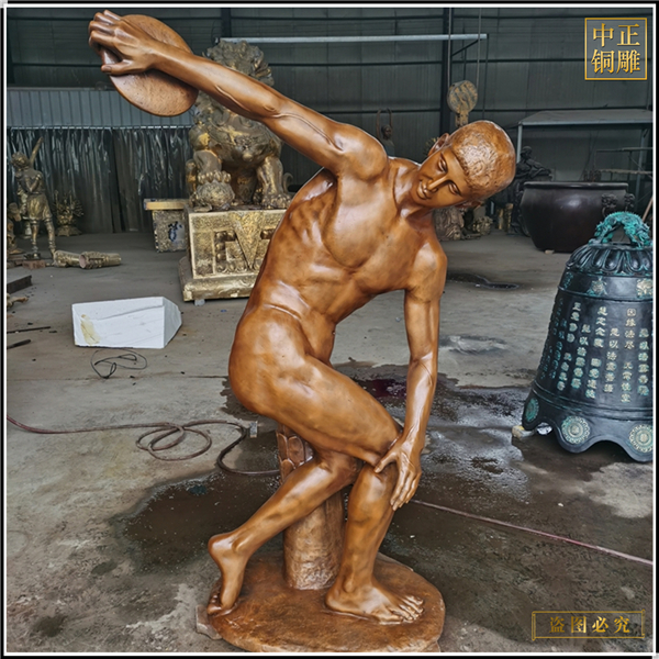 1校園運(yùn)動(dòng)人物雕塑.jpg 1校園運(yùn)動(dòng)人物雕塑.jpg